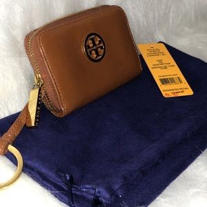 Tory Burch Zip Card Holder And Keychain